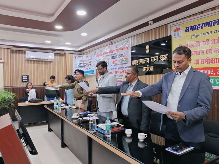 बाल विवाह सभय समाज के लिए अभिशाप : डीएम