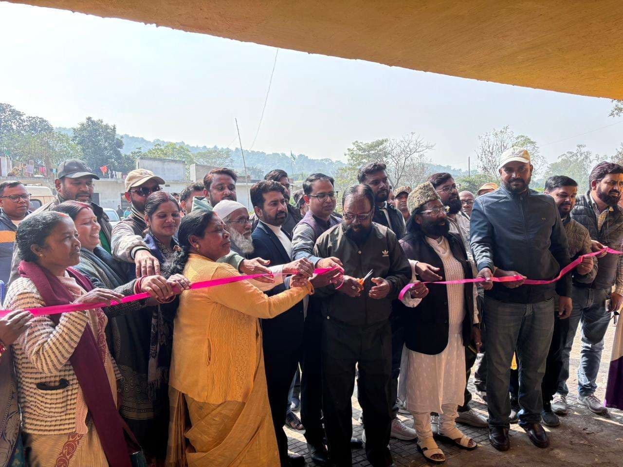 खलारी में सरकार, आपके द्वार कार्यक्रम में उमड़ी भीड़, 695 आवेदन लिये गये