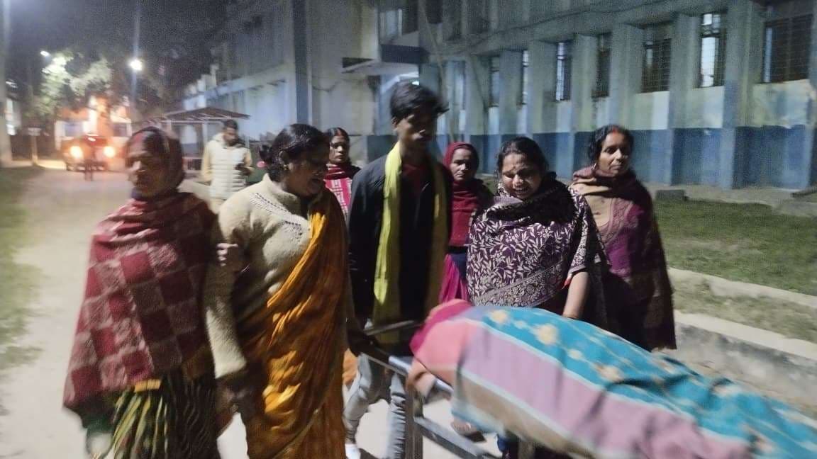 सड़क दुर्घटना में शिक्षक दंपत्ति की मौत