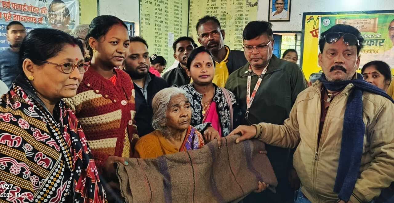 Chaibasa News : शिविर में 487 आवेदन आये, 95 का निष्पादन