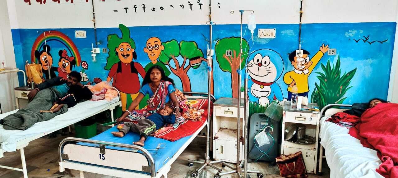 East Singhbhum News : घाटशिला अनुमंडल अस्पताल में रोजाना पहुंच रहे 100 से 120 मरीज