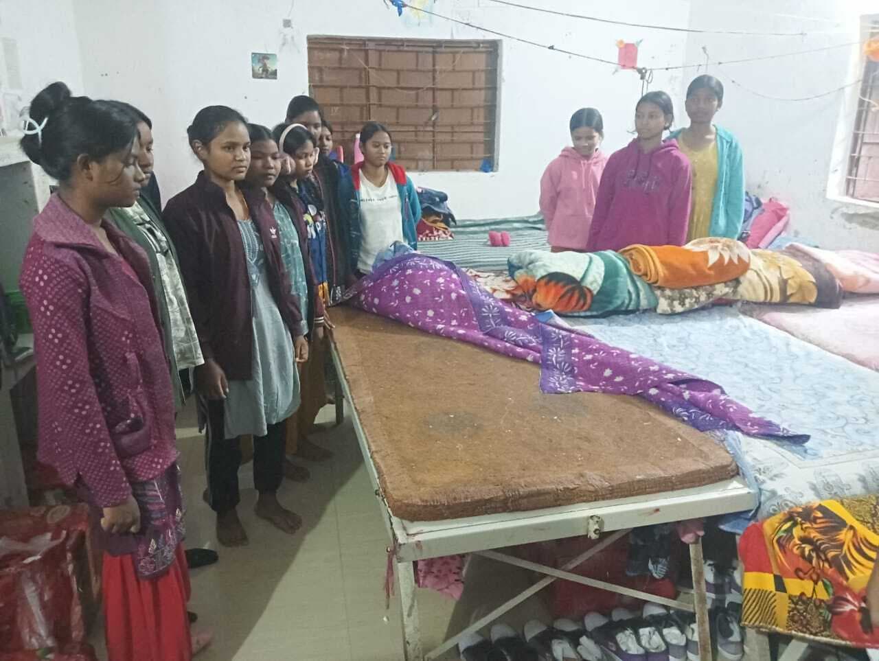 East Singhbhum News : गर्ल्स हॉस्टल में अव्यवस्था का आलम, बिना सुरक्षा के 110 छात्राएं रहने को विवश