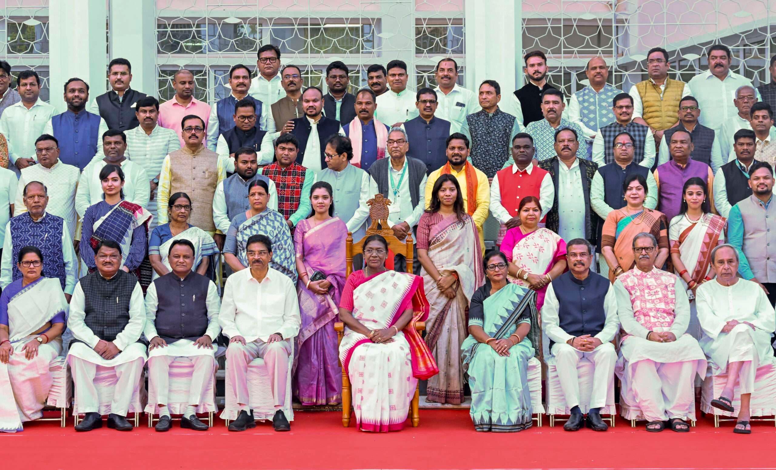 Bhubaneswar News: ओडिशा विधानसभा से नेतृत्व, संवैधानिक जिम्मेदारियों और जनसेवा के मूल्यों को सीखा : राष्ट्रपति द्रौपदी मुर्मू