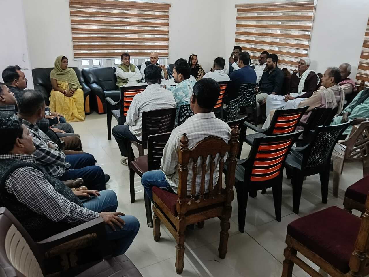 गुणवत्तापूर्ण व सही ढलान के साथ बने नाला, यह जिम्मेदारी सभी दलों के नेता व नागरिकों की- विधायक