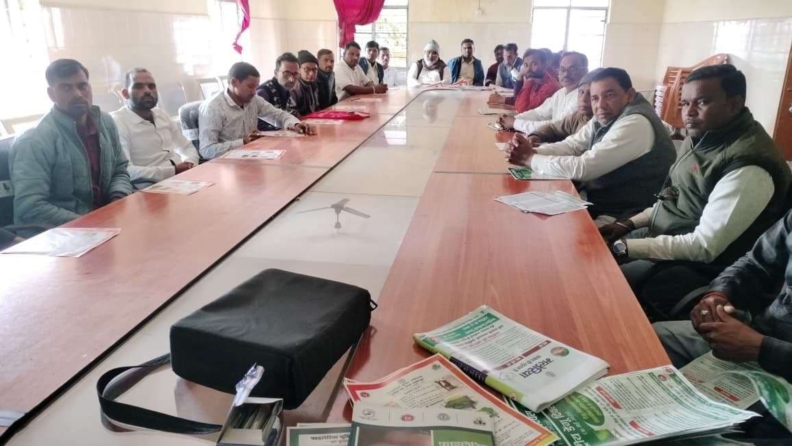 डेंगू व मलेरिया से बचाव की दी गयी जानकारी