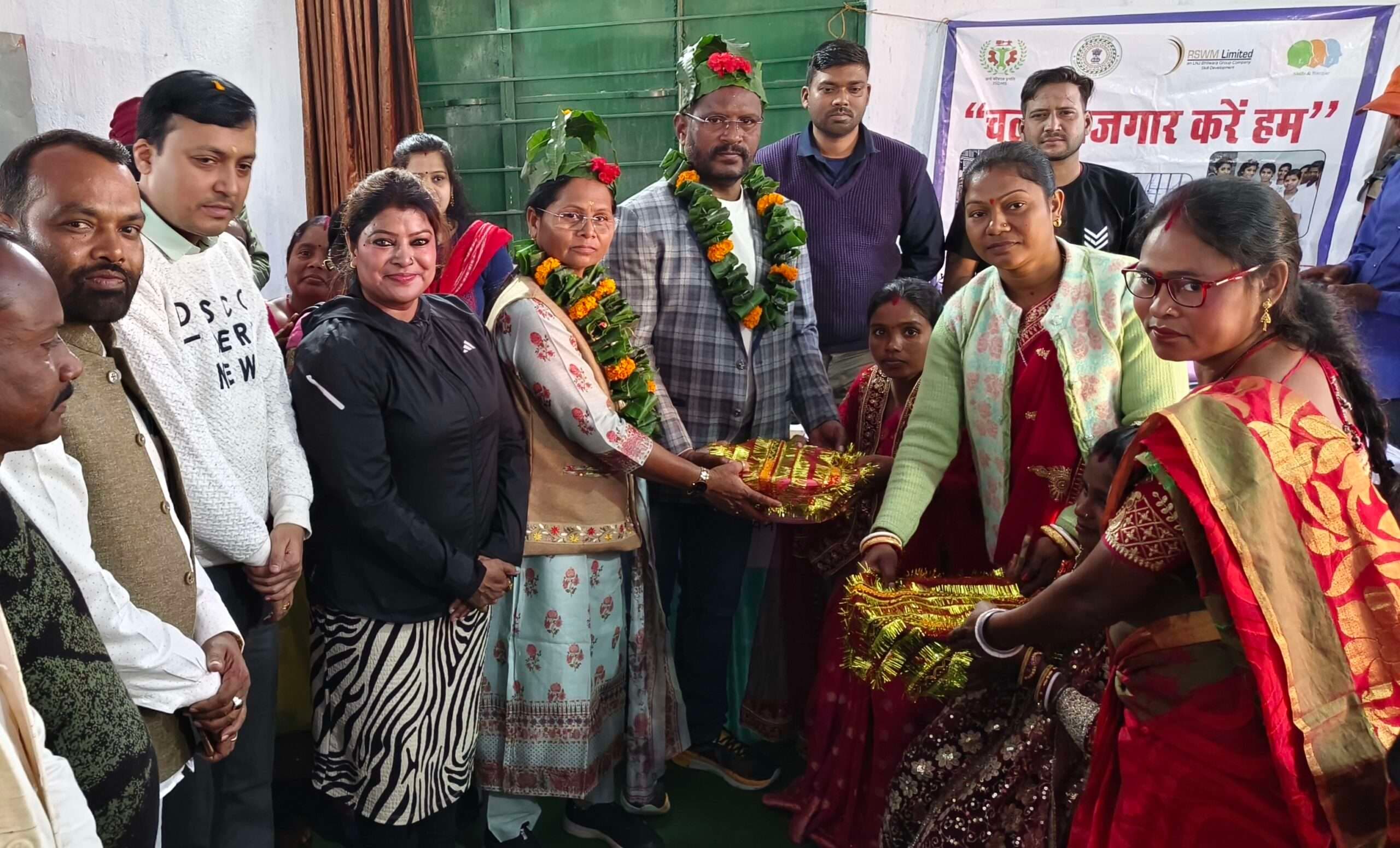 Seraikela Kharsawan News : जनसमस्याओं का पारदर्शी ढंग से ससमय समाधान करें : गागराई