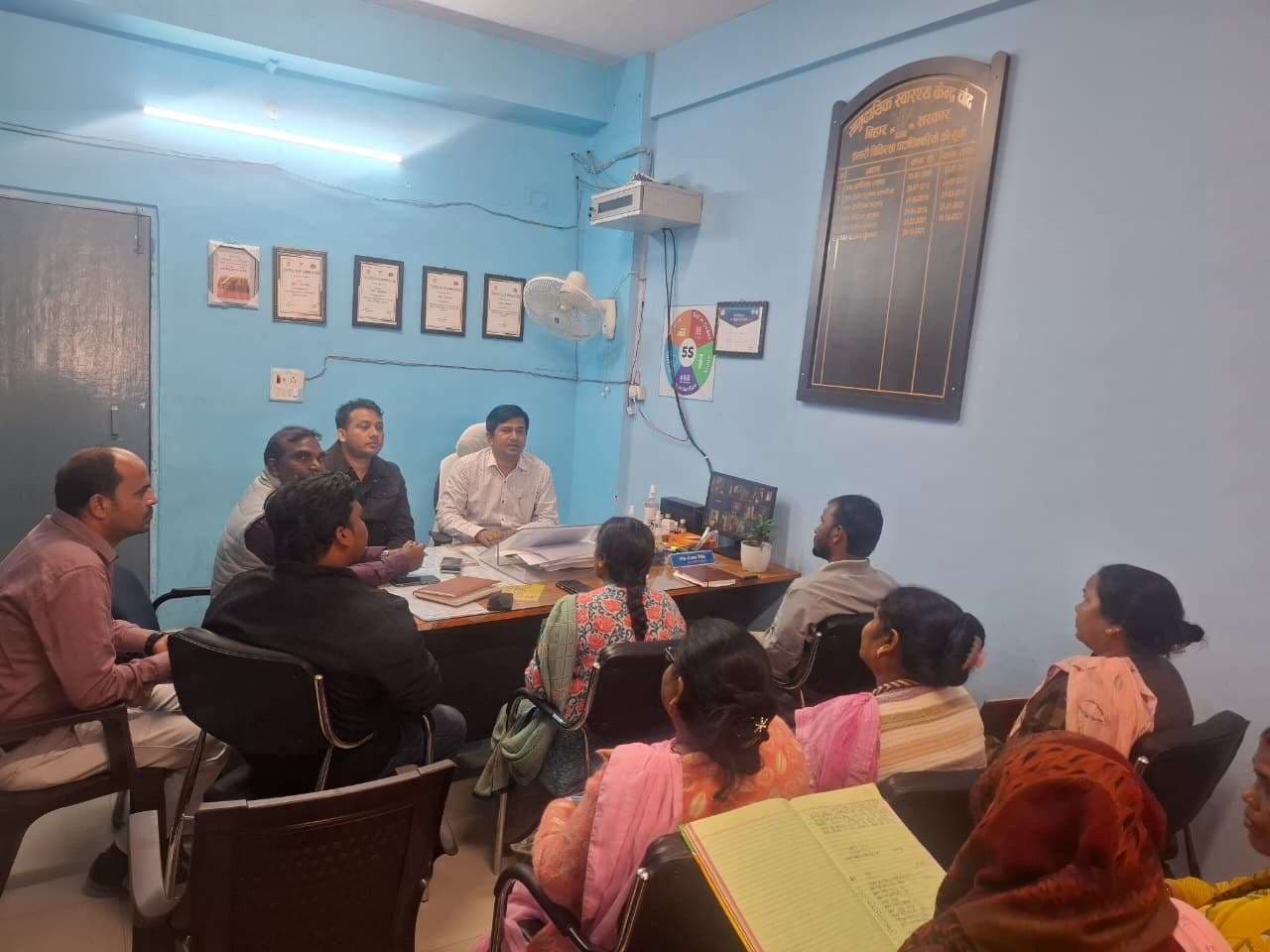 नसबंदी के लिए लोगों को जागरूक करने की जरूरत