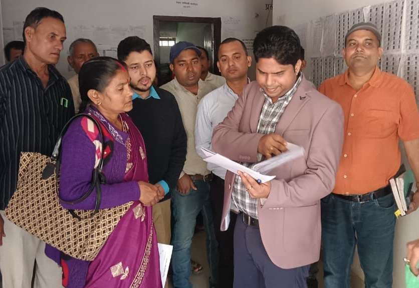 लंबित भूमि विवाद के मामलों का जल्द करें निबटारा : एसडीओ