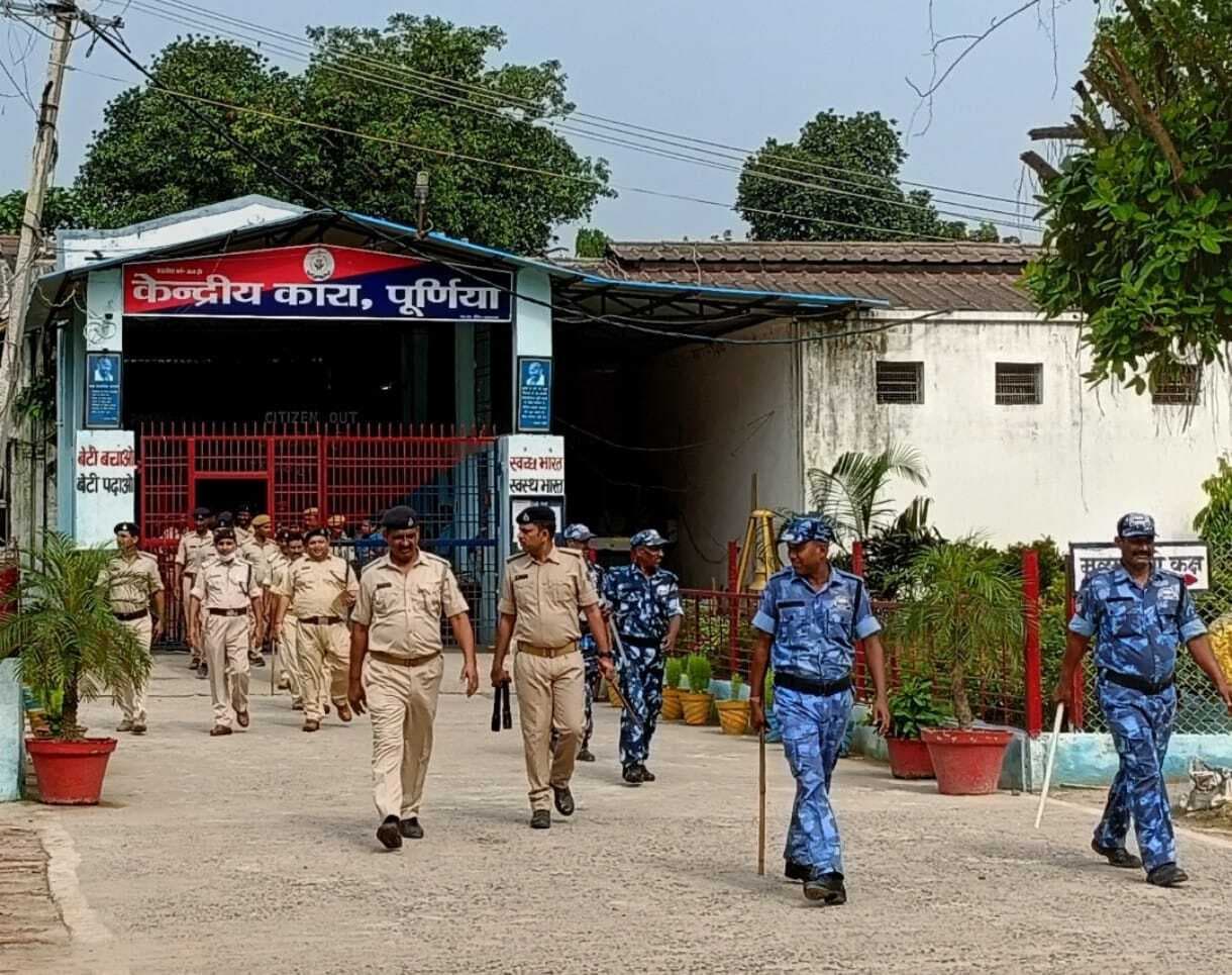 सेंट्रल जेल में अहले सुबह छापेमारी से मचा हड़कंप, कोई आपत्तिजनक सामान बरामद नहीं