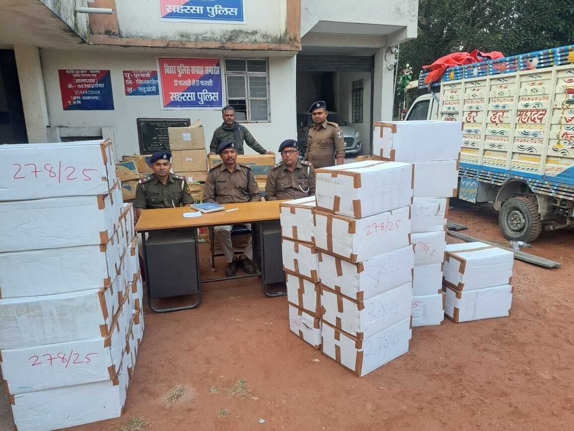 39 कार्टन कोरेक्स के साथ तीन गिरफ्तार, दो वाहन जब्त