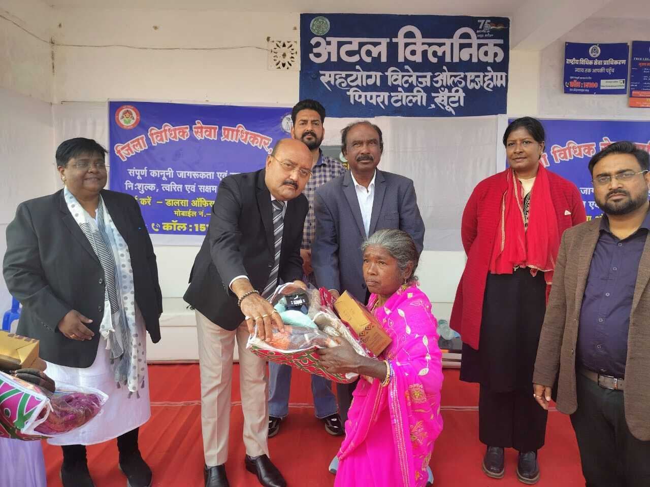 ओल्ड एज होम में जागरूकता कार्यक्रम का आयोजन