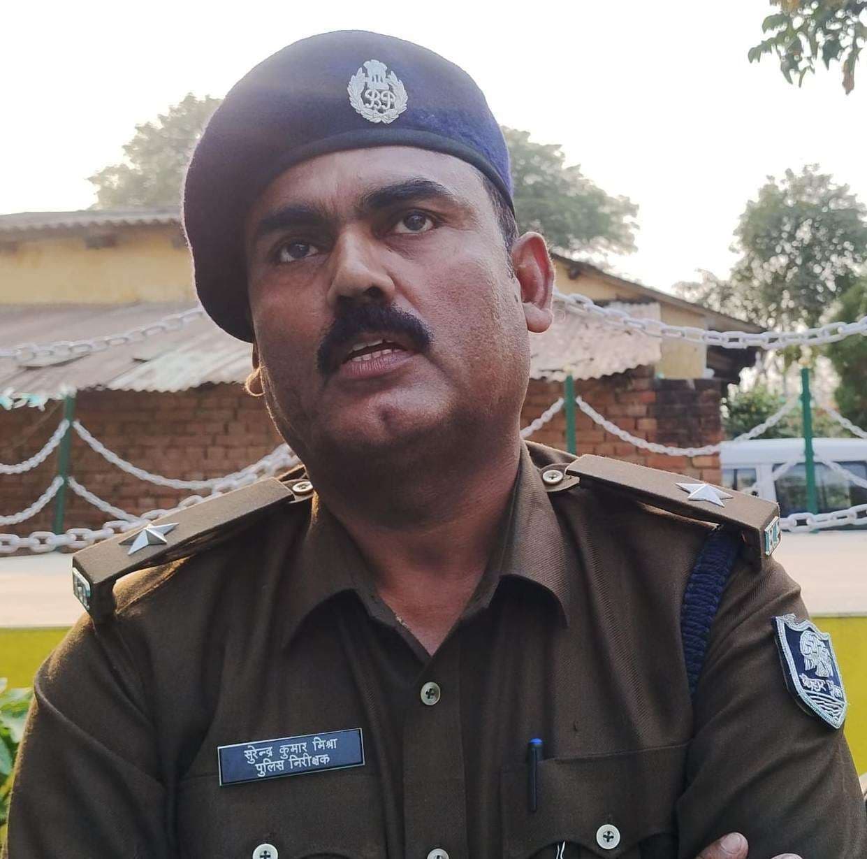 हत्यारों की गिरफ्तारी नहीं होने पर एसपी ने लापरवाह खड़गपुर थानाध्यक्ष को किया निलंबित