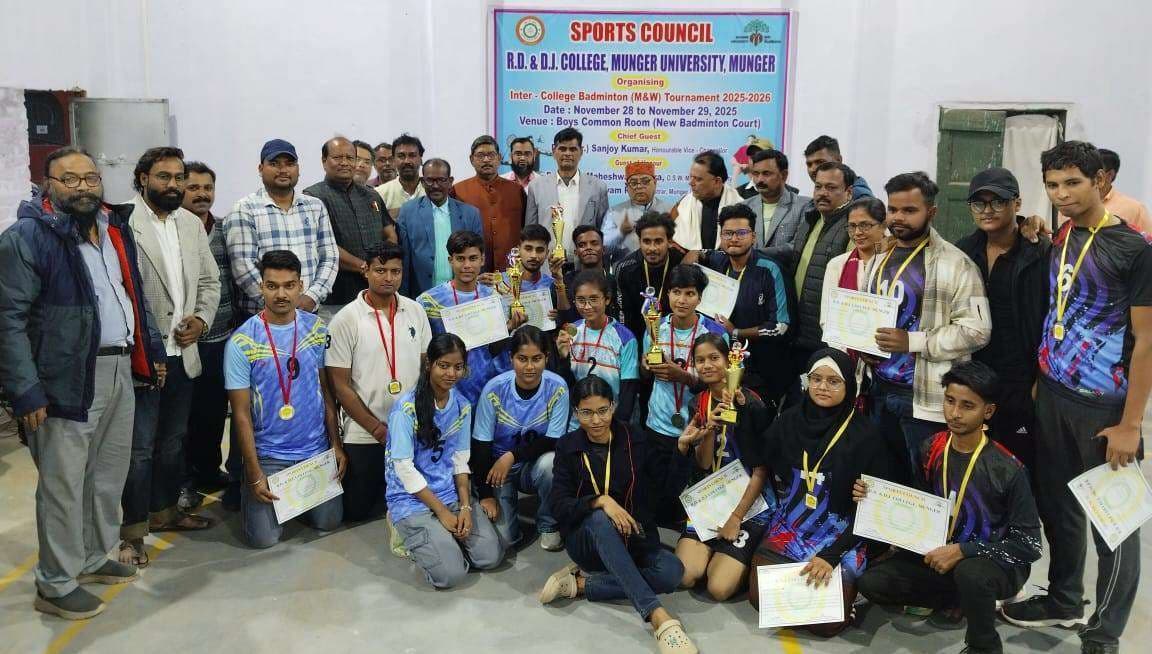 पुरुष वर्ग में डीएसएम झाझा व महिला वर्ग में जेआरआर कॉलेज टीम विजेता