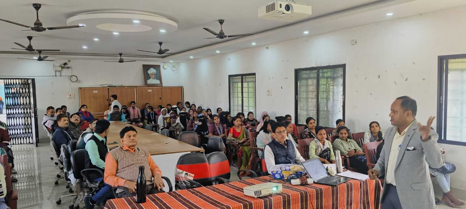 Samastipur News:वित्तीय साक्षरता जीवन के लिए अनिवार्य : दीपक