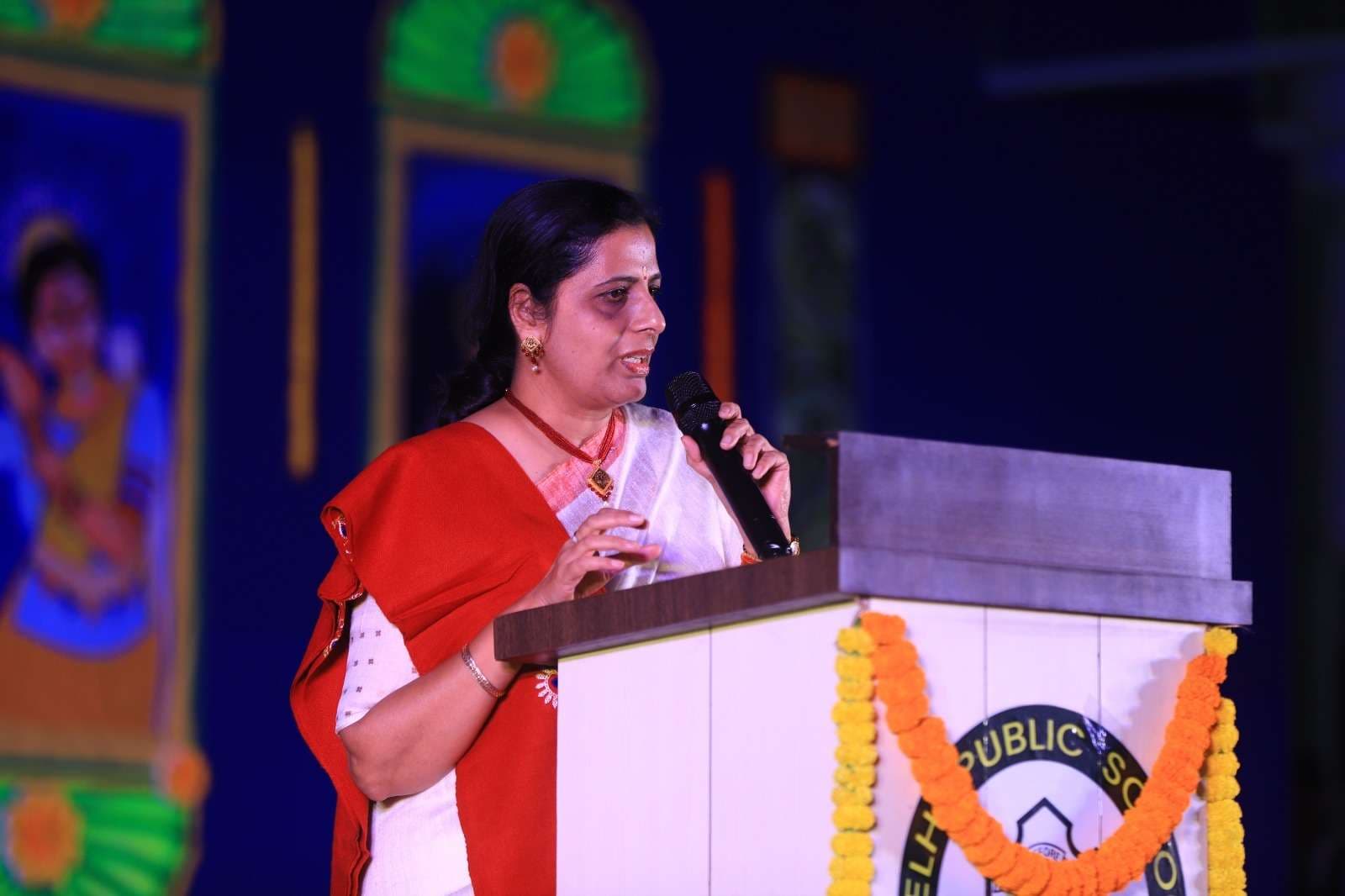 Bokaro News : लगन और निष्ठा से विद्यार्थी ऊंचाइयां प्राप्त कर सकते हैं : डीआइजी