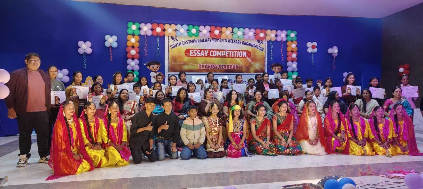 Chaibasa News : प्रतियोगिता से बच्चों का बढ़ता है मनोबल