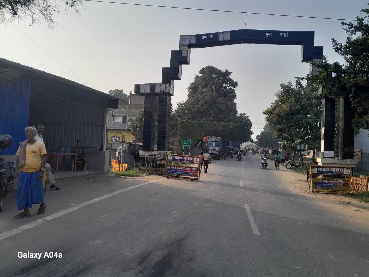 शराबी-नशेड़ियों का अड्डा बन गये लाइन होटल, गाली-गलौज और मारपीट हुई आम