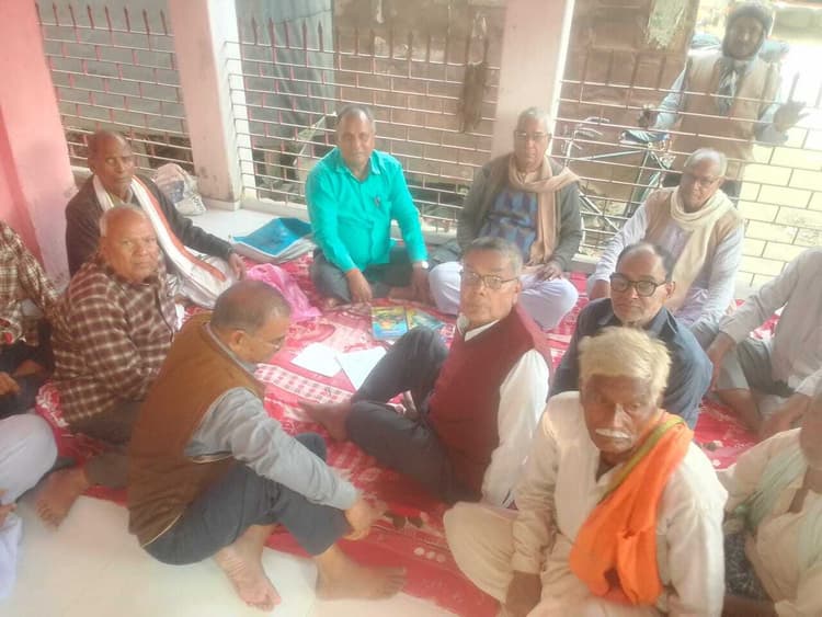 सुरेन्द्र बने पेंशनर समाज के सभापति