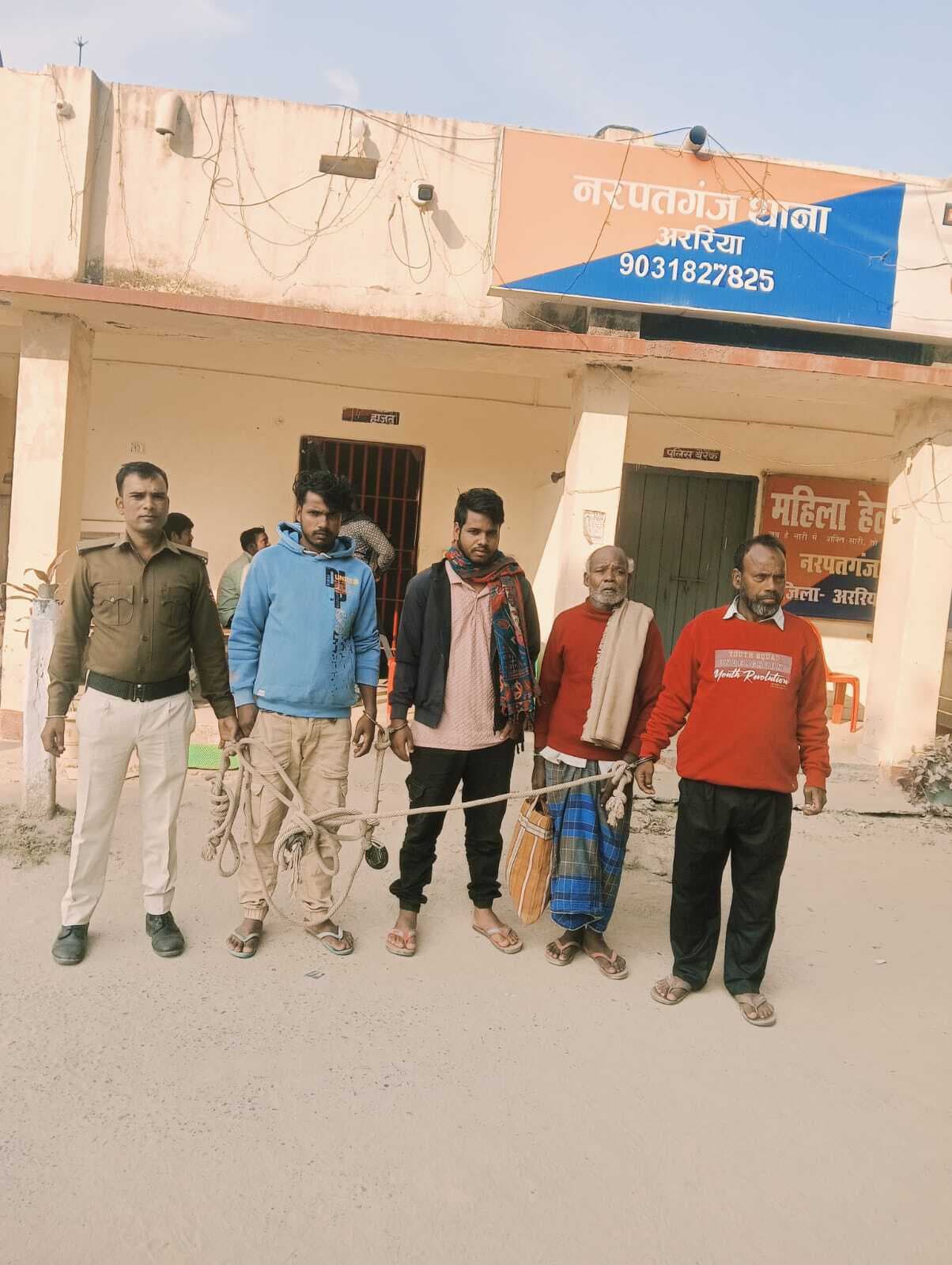 चार वारंटियों को किया गिरफ्तार