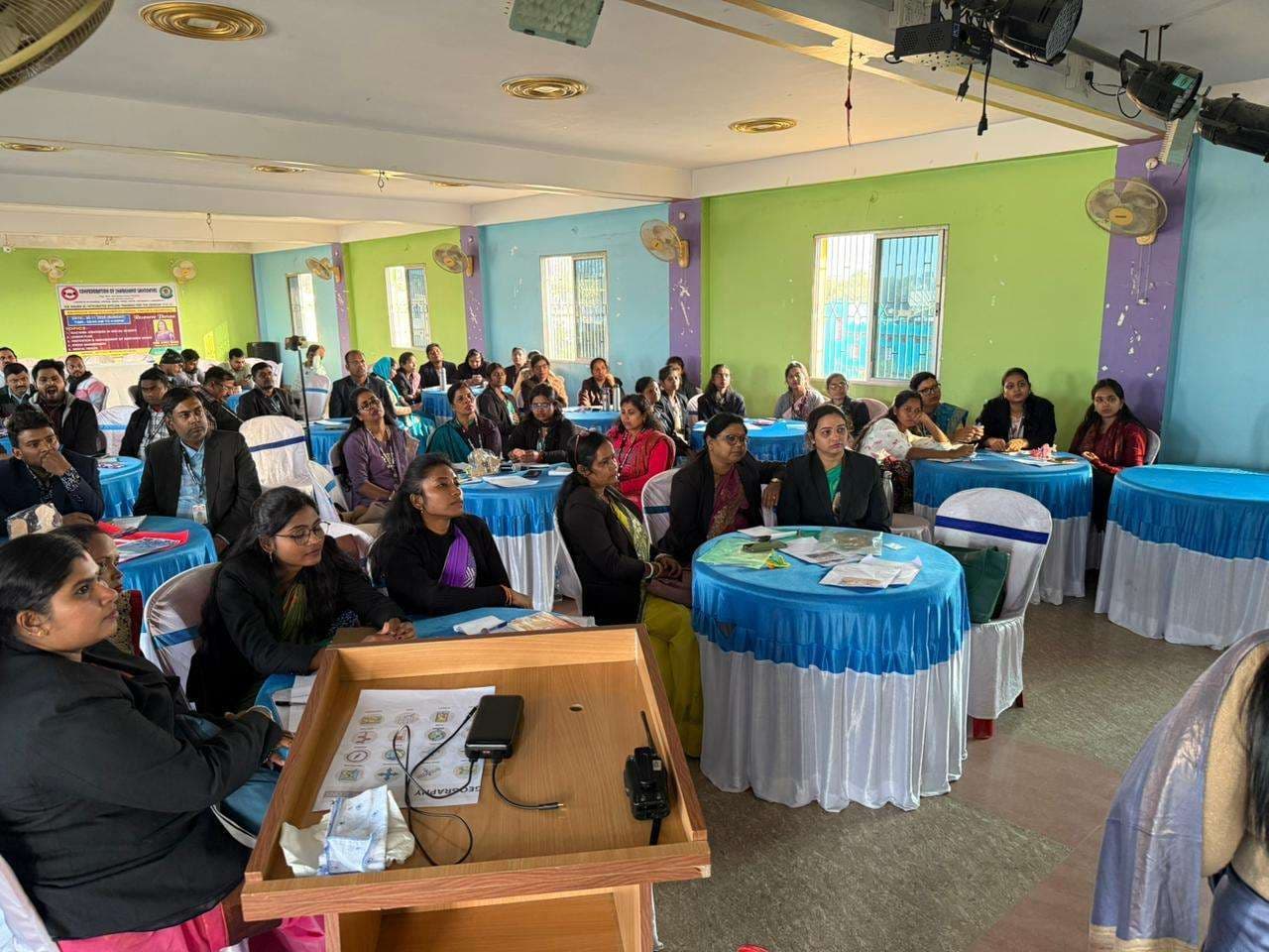 शिक्षकों ने जाने नवाचार, संवेदनशीलता और पेशेवर दक्षता