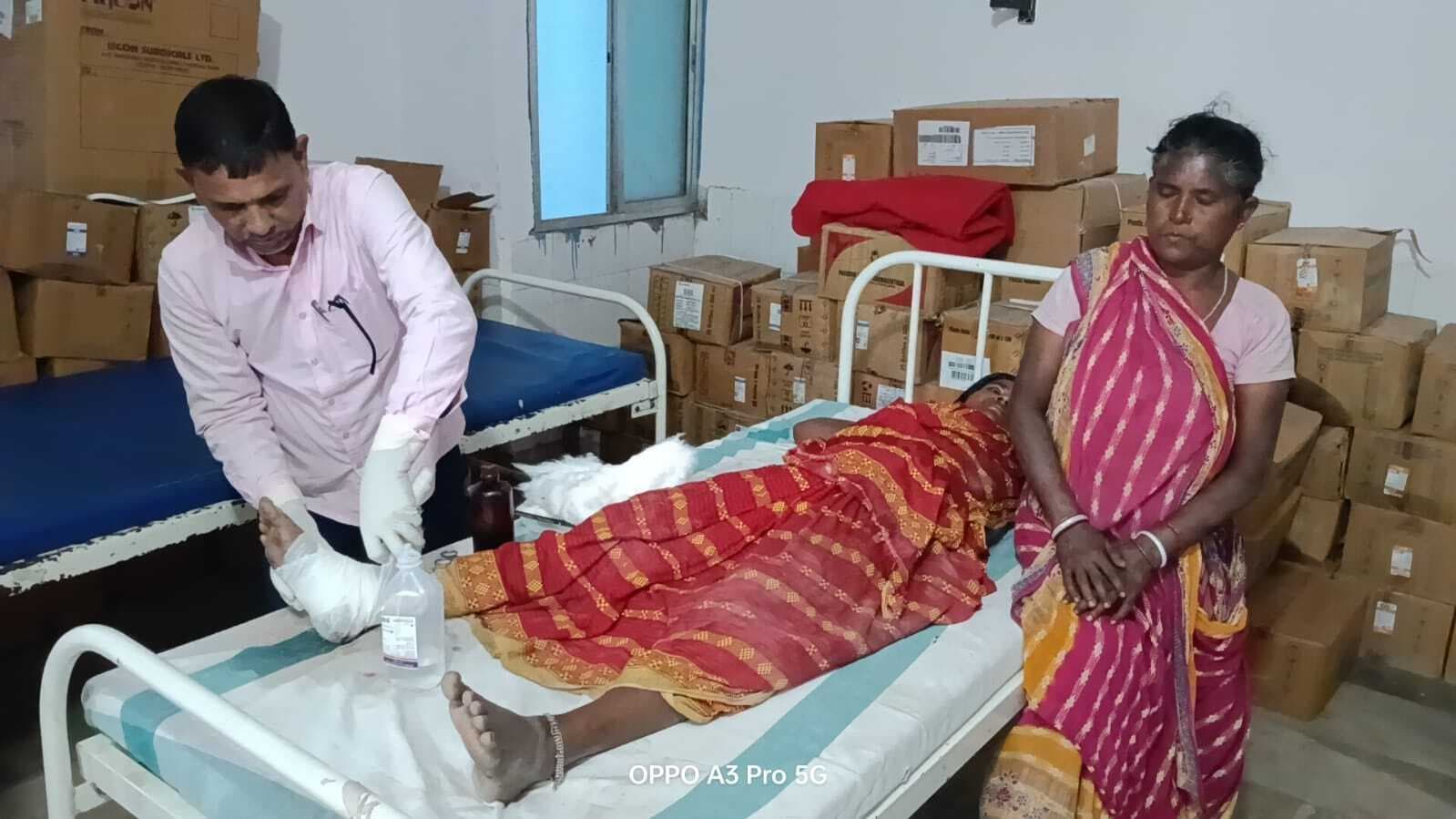 ट्रैक्टर के धक्के से धान काटने जा रही चार महिलाएं जख्मी, रेफर