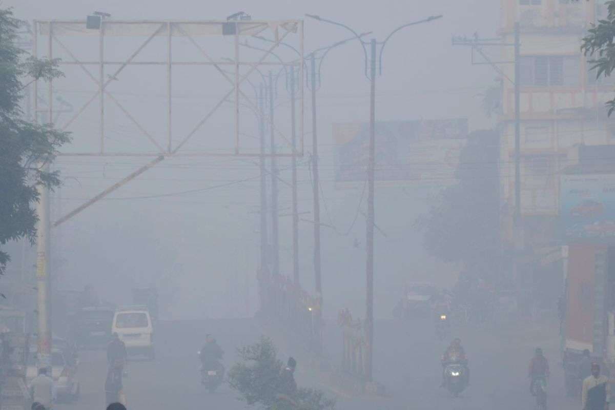 Aaj Ka Mausam: झारखंड में आज कैसा रहेगा मौसम का मिजाज, कब तक सुबह में छाए रहेंगे कोहरे?