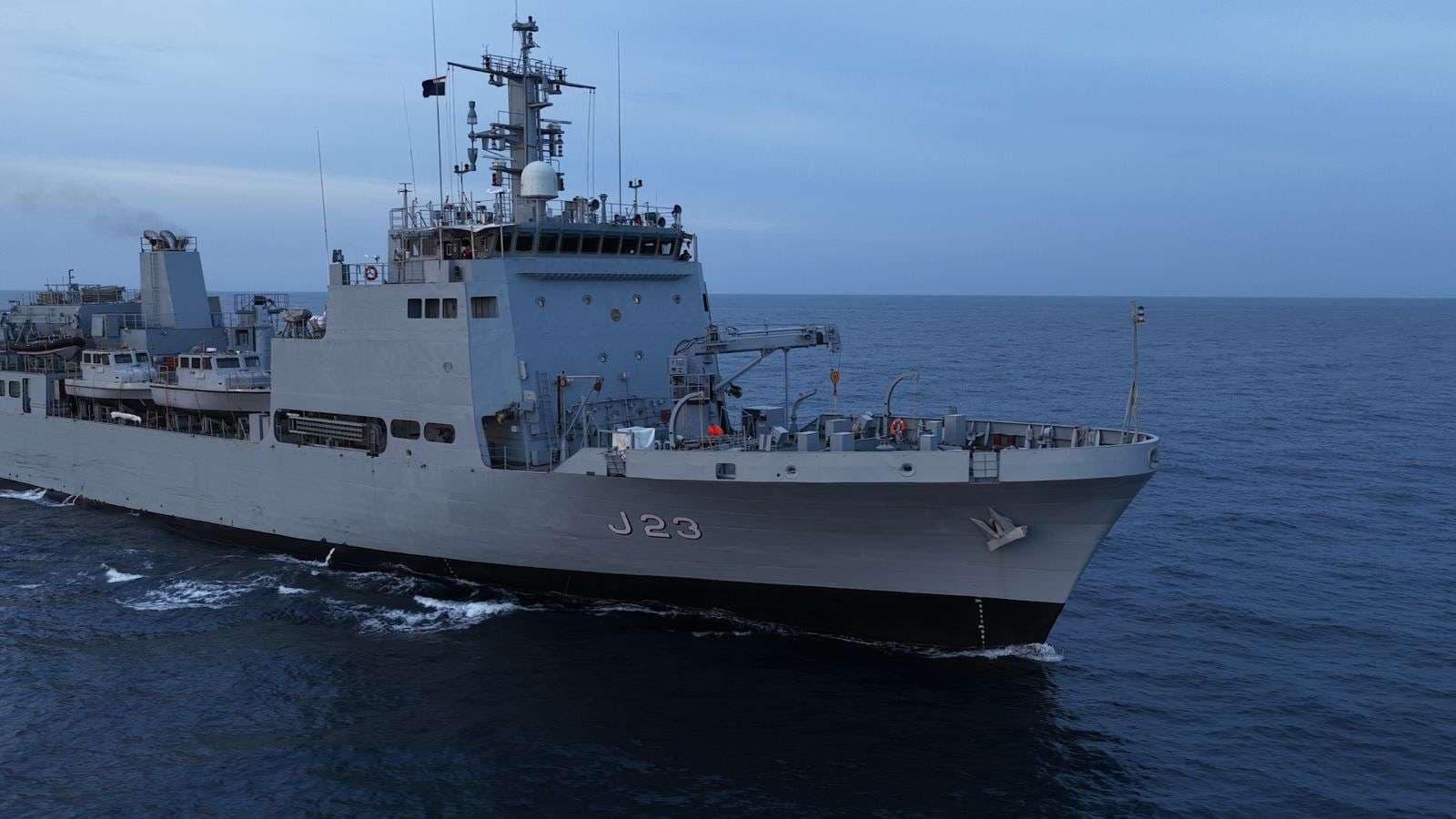 Defense: नौसेना की जल सर्वेक्षण क्षमता को बढ़ावा देने वाला पोत साबित होगा इक्षक