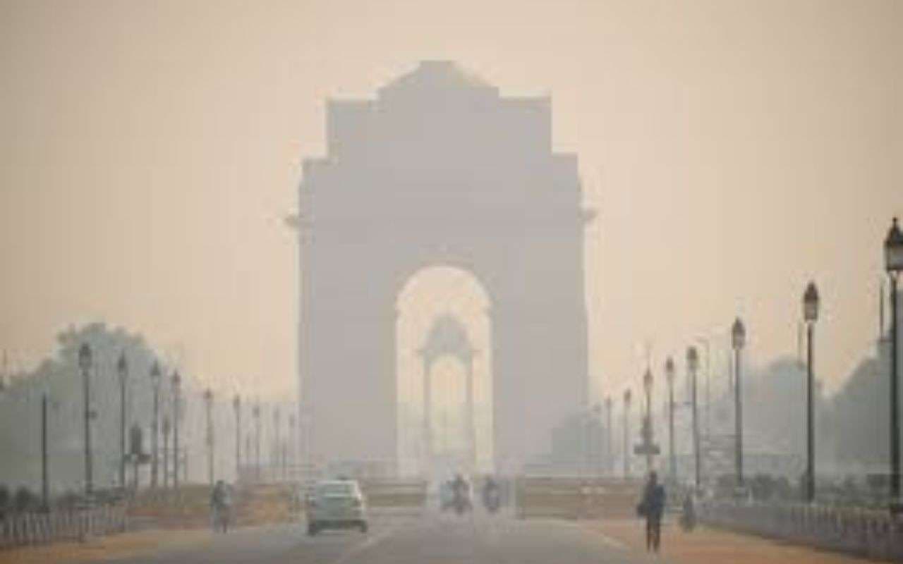 Delhi Air Pollution: जहरीली हुई राजधानी दिल्ली! AQI ने तोड़े सारे रिकॉड