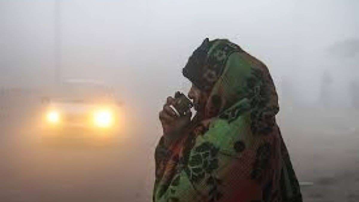 Aaj Bihar Ka Mausam: बिहार में 8 डिग्री पर पहुंचा पारा, कनकनी बढ़ी; रोहतास में शीतलहर का अलर्ट