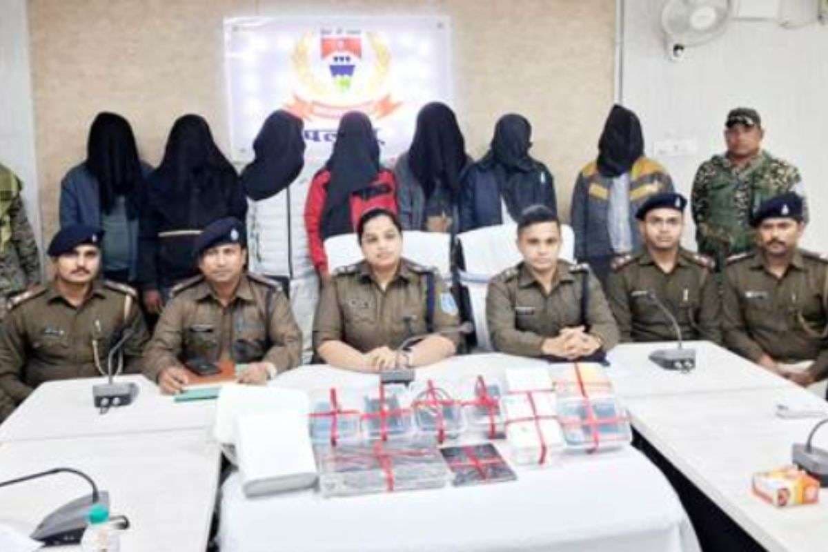 Bihar: औरंगाबाद से चल रहा था म्यूल अकाउंट का खेल, महादेव ऐप से जुड़े गैंग का पर्दाफाश, रोज 8 लाख का होता था अवैध कारोबार