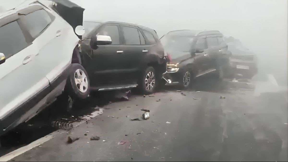 Bihar Dense Fog Accident: घने कोहरे ने ली जान, जीरो विजिबिलिटी में बिहार की सड़कों पर 10 वाहन टकराए