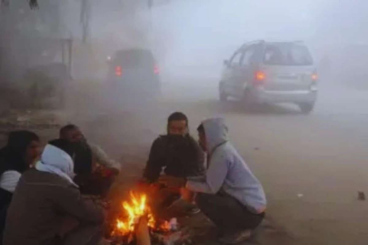 Cold Wave Alert: ठंठ से ठिठुरा आधा भारत, मौसम विभाग ने कई राज्यों को किया अलर्ट