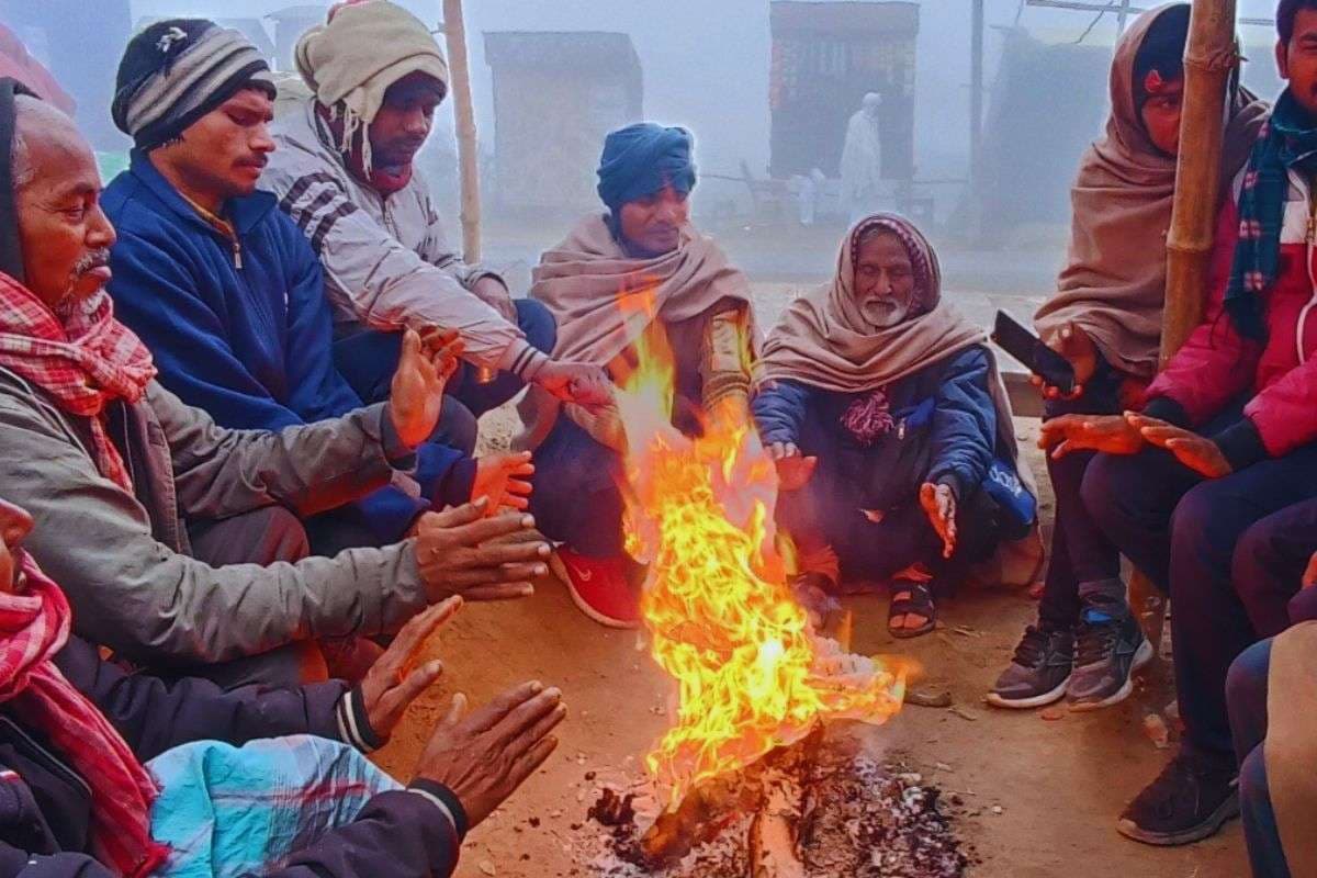 Bihar Ka Mausam: अगले 48 घंटे झेलना पड़ेगा बर्फीली हवा और ठंड का जबरदस्त टॉर्चर, मौसम विभाग ने जारी किया ऑरेंज अलर्ट