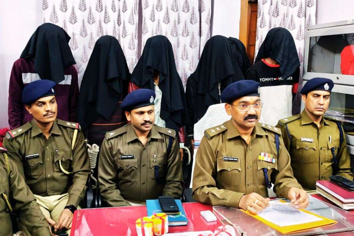 जमशेदपुर : मानगो और सीतारामडेरा में 60 पुड़िया ब्राउन शुगर के साथ 6 युवक गिरफ्तार