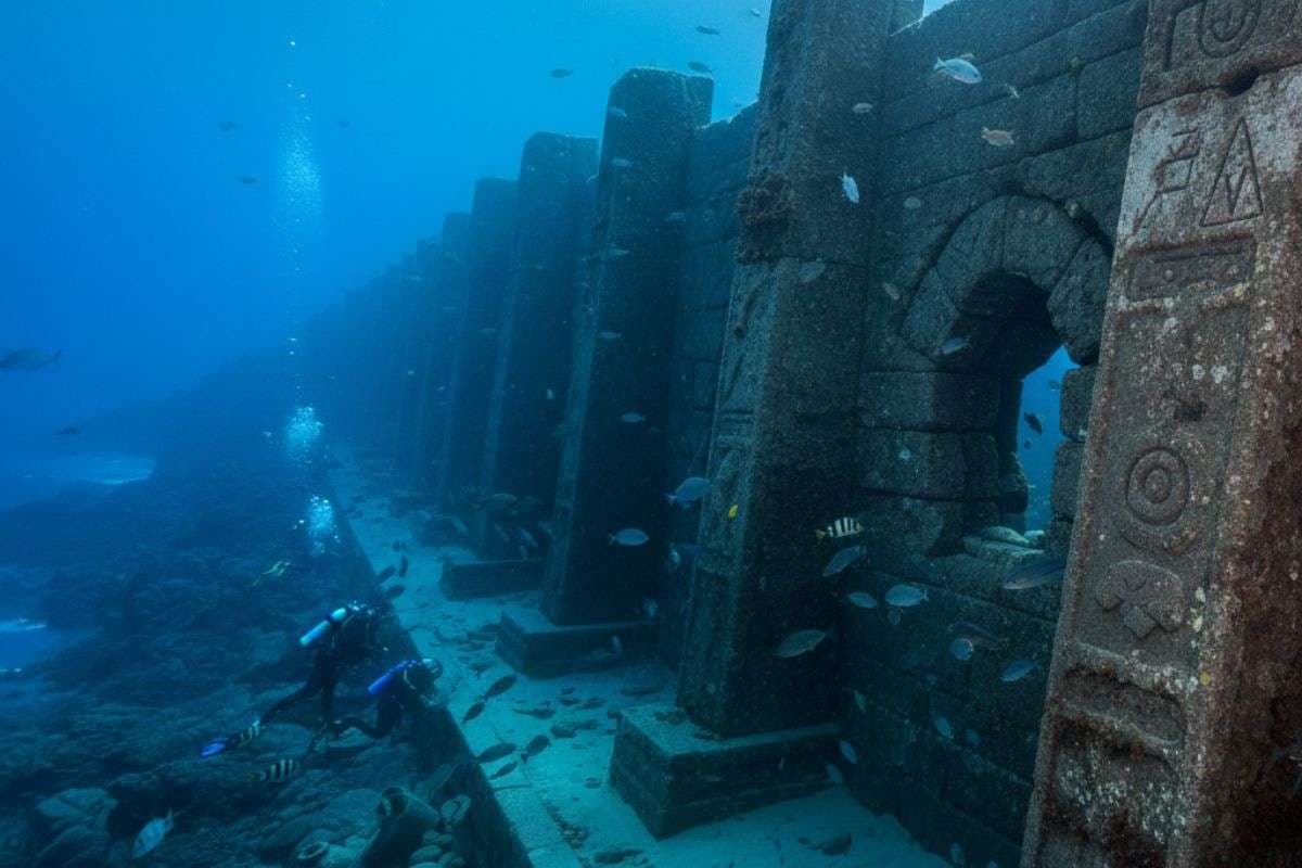 France Underwater Wall 7000 Year Old/ Ai Image