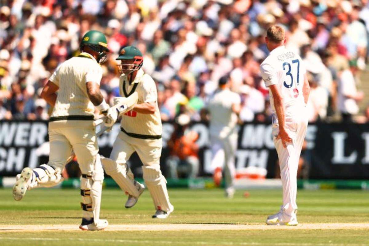 इंग्लैंड को लगा बड़ा झटका, इस तेज गेंदबाज को लगी चोट, एशेज से हुआ बाहर