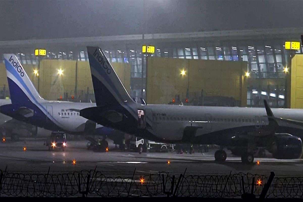 Indigo Flights Cancelled: इंडिगो की 300 से अधिक उड़ानें रद्द, संकट गहराया