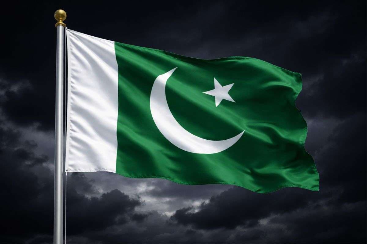 मुस्लिम मुल्कों के झंडे में चांद-सितारा कहां से आए? क्या इस्लाम से इनका कोई ताल्लुक है?