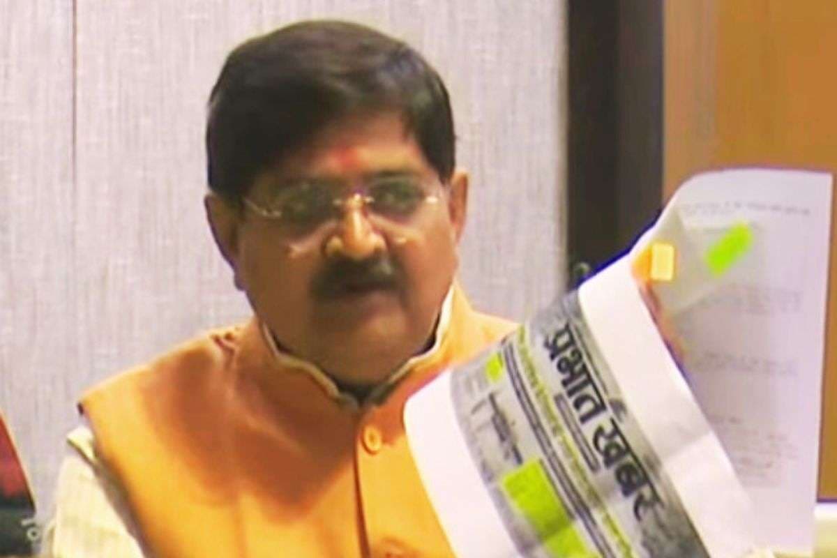 विधानसभा में लहराया प्रभात खबर, गूंजा ऑर्थोपेडिक कैलिपर्स खरीद घोटाला का मुद्दा