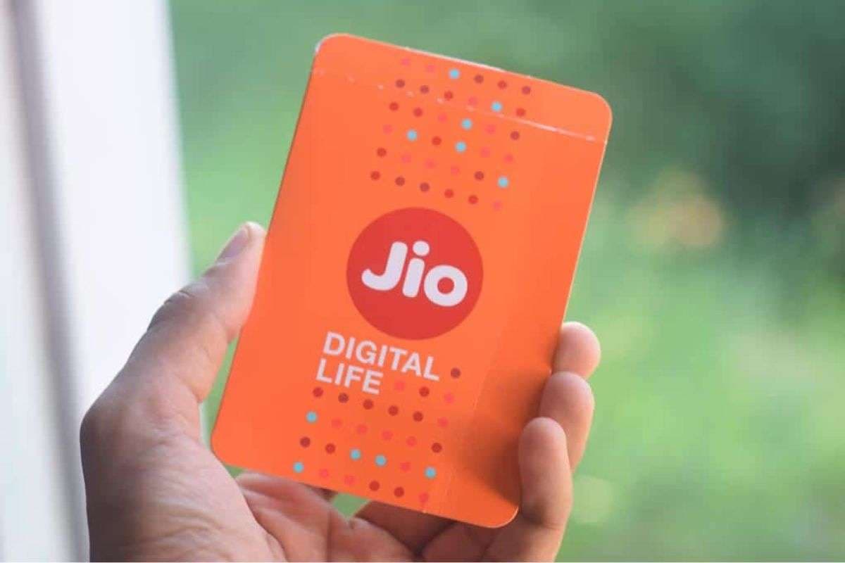 Jio Rs 103 Flexi Pack: एंटरटेनमेंट लवर्स के लिए आया जियो का फ्लेक्सी पैक, डेटा के साथ मिलते हैं कई OTT सब्सक्रिप्शन