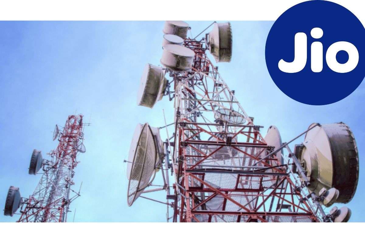 जियो ने मारी बाजी, अक्टूबर में जोड़े सबसे ज्यादा ग्राहक, जानिए एयरटेल-वोडा का हाल