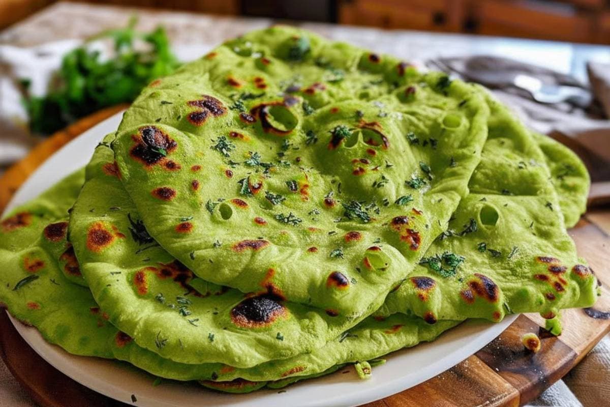 Lasooni Methi Naan Recipe