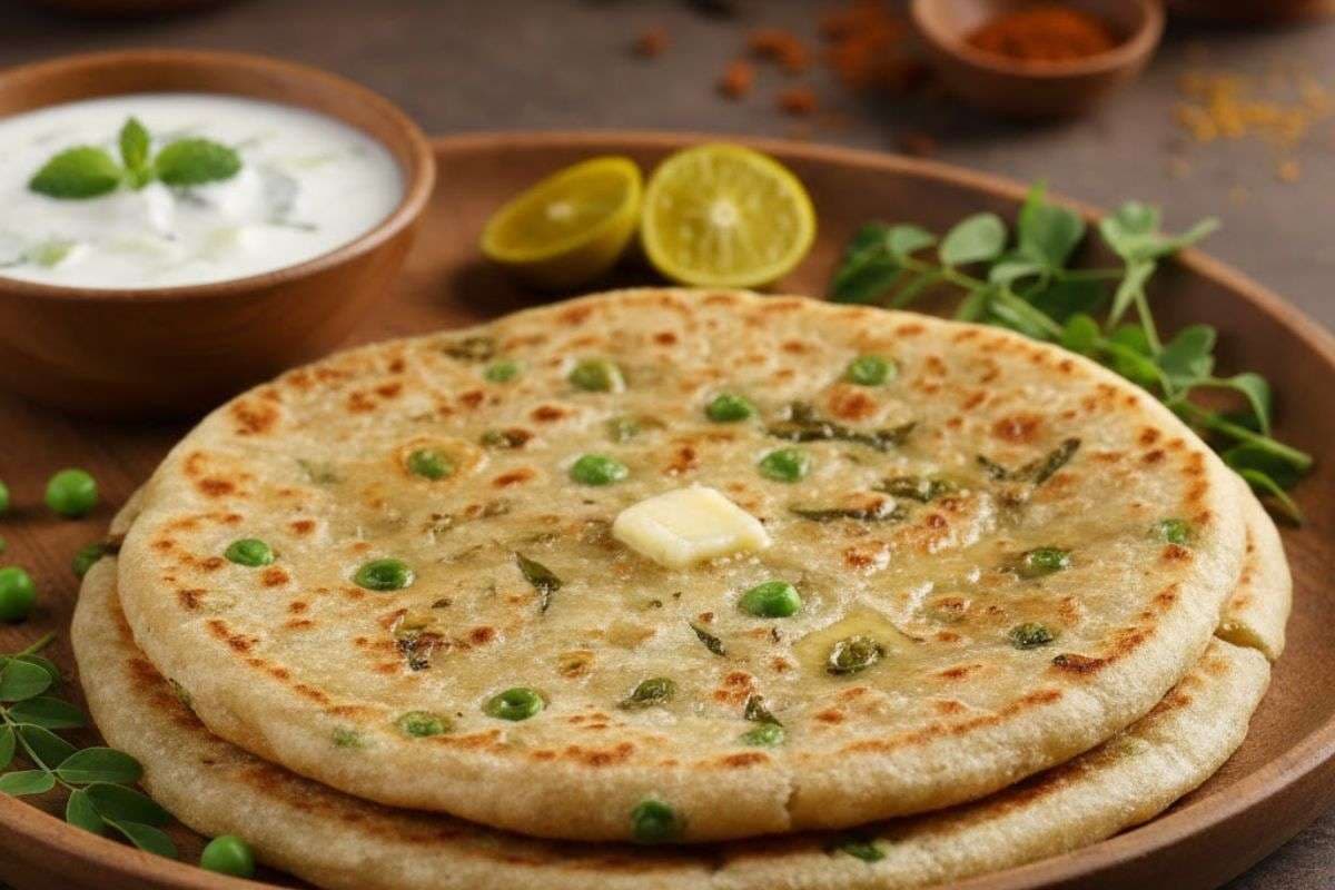 Methi Matar Paratha: ठंड के दिनों में ट्राई करें मजेदार मेथी मटर पराठा, जानें बनाने की आसान विधि