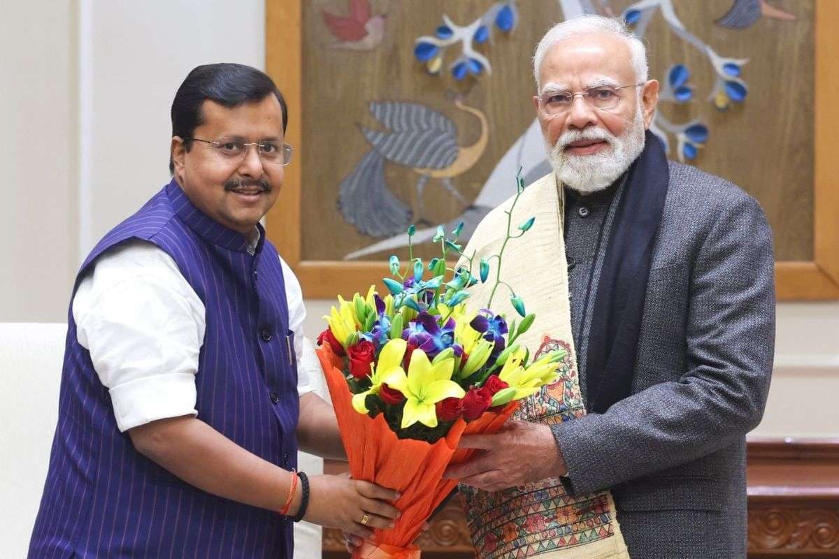 Delhi: PM मोदी से मिले BJP के नए कार्यकारी अध्यक्ष नितिन नबीन, प्रधानमंत्री ने दी बधाई 