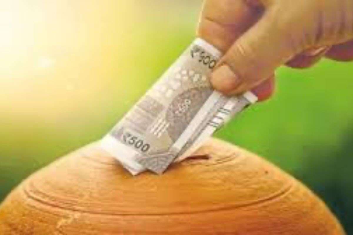 क्या सेविंग को लेकर आप भी हैं परेशान? इस सरकारी स्कीम में रोज की छोटी बचत से तैयार करें बड़ा फंड, जानिए कैसे