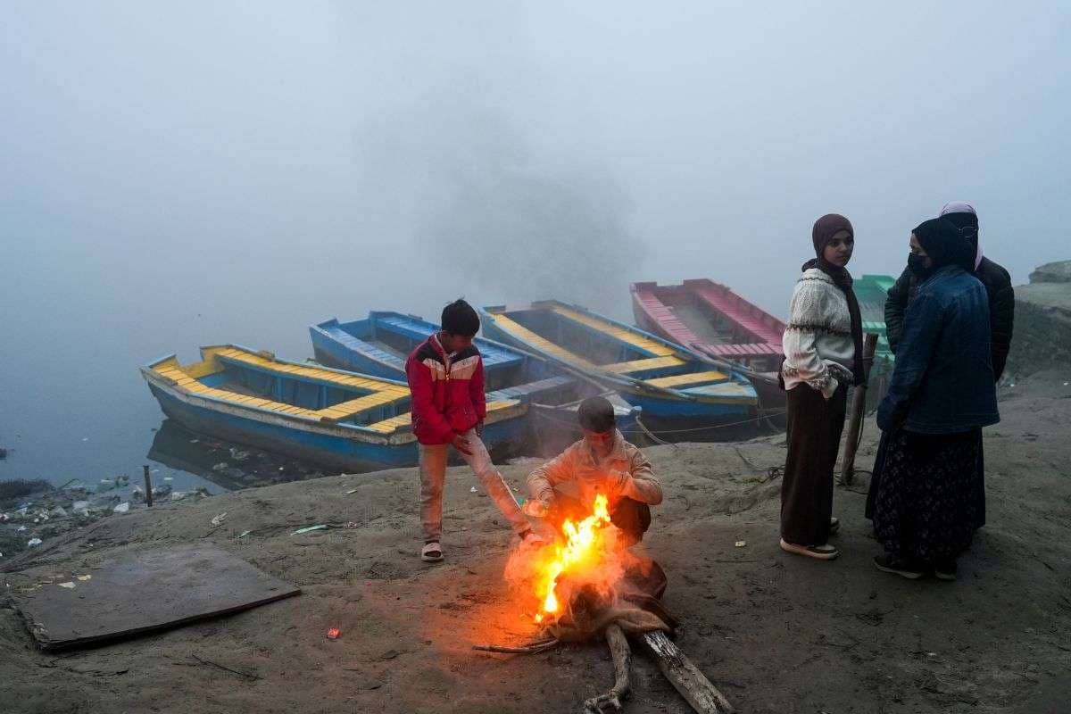 Rain Alert: दिल्ली में कड़ाके की ठंड, नये साल में बारिश की संभावना