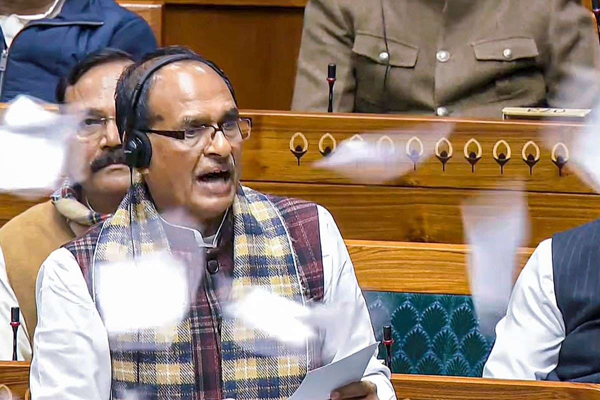 MGNREGA Name Change : योजनाओं के नाम नेहरू…शिवराज सिंह चौहान ने प्रियंका गांधी पर किया कटाक्ष