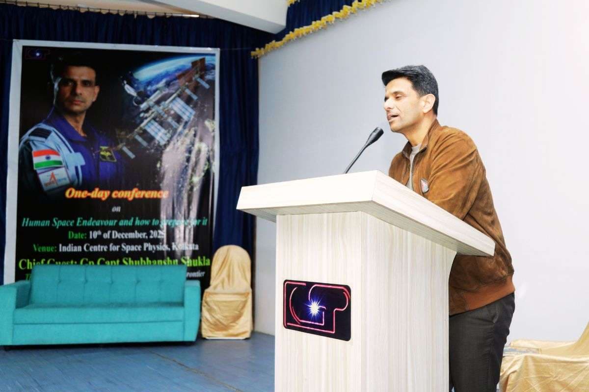 2040 तक मनुष्य को चांद पर भेजने का है भारत का लक्ष्य, कोलकाता में बोले शुभांशु शुक्ला