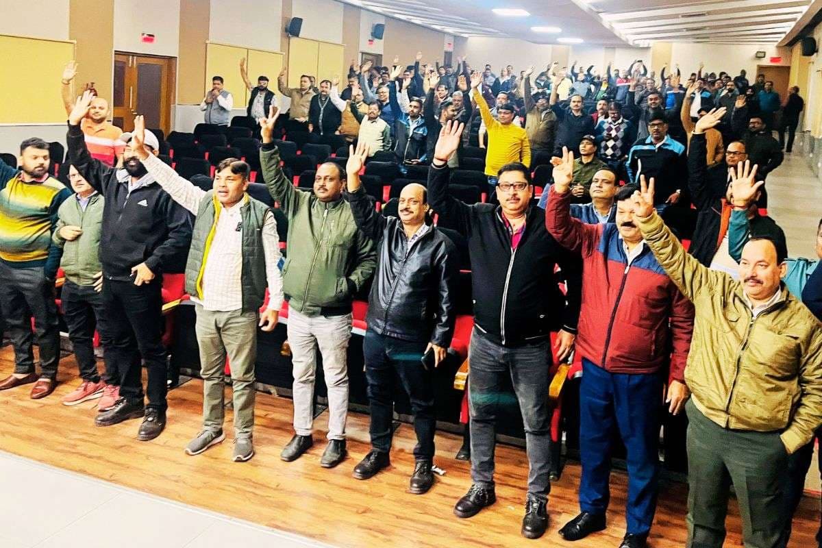 टाटा वर्कर्स यूनियन चुनाव में पदाधिकारियों के नामांकन नहीं होंगे रिजेक्ट, संविधान संशोधन को मिली मंजूरी