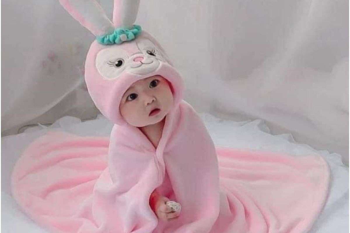 Unique Modern Hindu Baby Names: आपकी नन्ही जान के लिये सबसे स्टाइलिश और माॅर्डन हिन्दू बेबी नेम्स